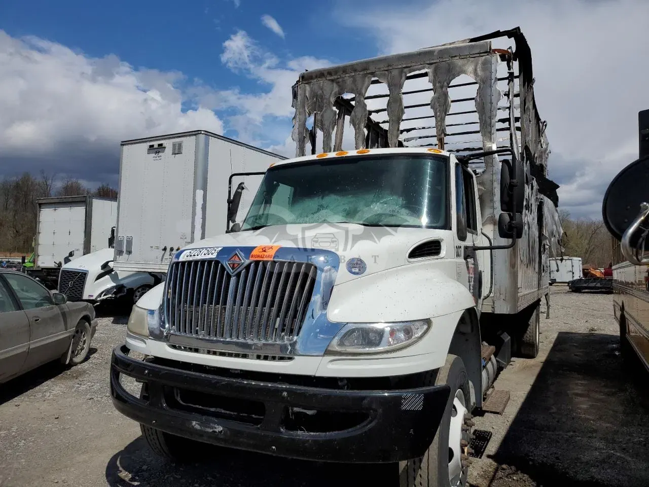 International DuraStar / 4000 6.7L 6 2016