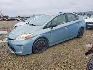 Toyota Prius 1.8L 4 2015