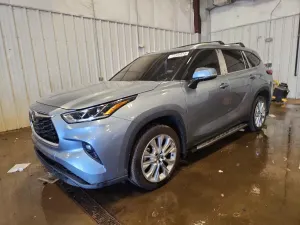 Toyota Highlander L 2.4L 4 2023