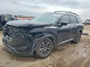 Nissan Pathfinder SV 3.5L 6 2022