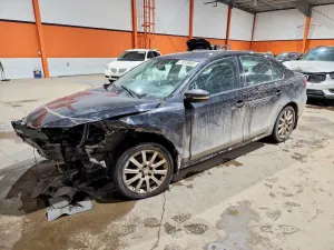 Volkswagen Jetta BASE 2.0L 4 2014