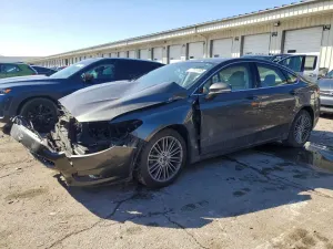 Ford Fusion SE 2.0L 4 2015