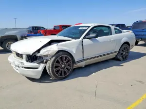 Ford Mustang 4.0L 6 2006