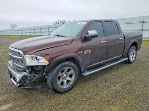 RAM 1500 LARAMIE 5.7L 8 2014