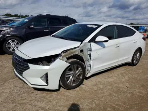 Hyundai Elantra 2.0L 4 2019