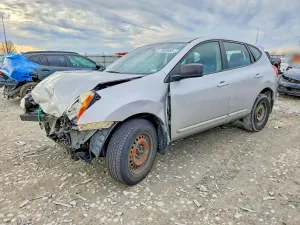 Nissan Rogue S 2.5L 4 2013