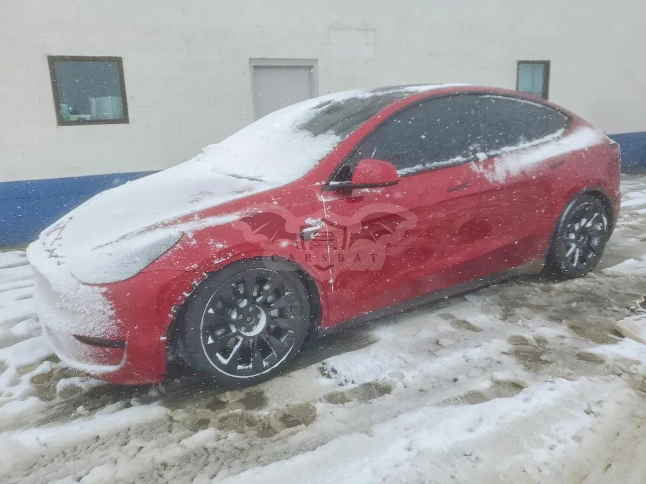 Tesla Model Y 2025