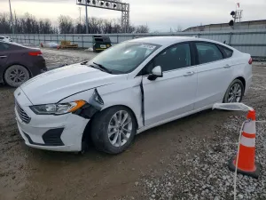 Ford Fusion SE 2.5L 4 2020