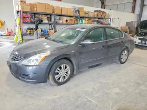 Nissan Altima 2.5L 4 2010