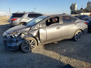 Nissan Versa SV 1.6L 4 2021