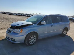 Chrysler Town & Country TOURING 3.6L 6 2013
