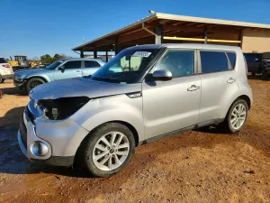 Kia Soul + 2.0L 4 2017
