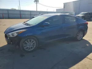 Hyundai Elantra SE 1.8L 4 2015