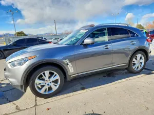 Infiniti FX 3.5L 6 2012
