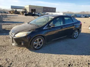 Ford Focus SE 2.0L 4 2013
