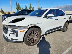 Porsche Macan 2.0L 4 2019