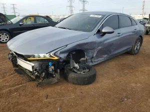 Kia K5 LXS 1.6L 4 2023