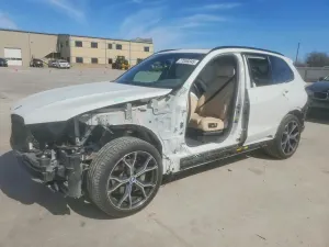 BMW X5 3.0L 6 2021