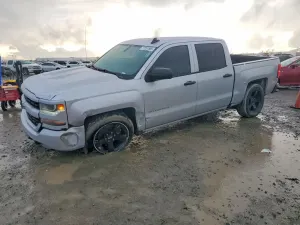 Chevrolet Silverado 1500 C1500 CUSTOM 4.3L 6 2018