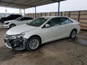 Toyota Camry LE 2.5L 4 2016