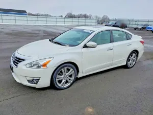 Nissan Altima 3.5L 6 2013