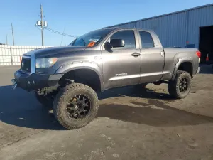 Toyota Tundra DOUBLE CAB SR5 5.7L 8 2013