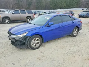 Hyundai Elantra 2.0L 4 2023