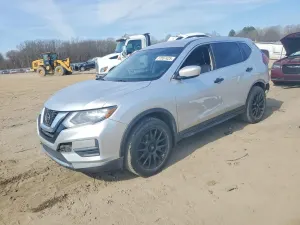Nissan Rogue S 2.5L 4 2018
