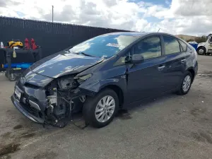 Toyota Prius 1.8L 4 2012