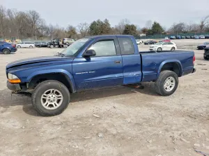 Dodge Dakota SPORT 3.9L 6 2002