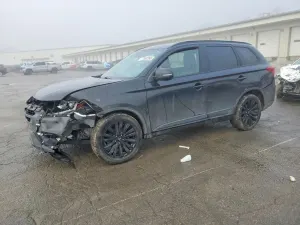 Mitsubishi Outlander SE 2.4L 4 2020