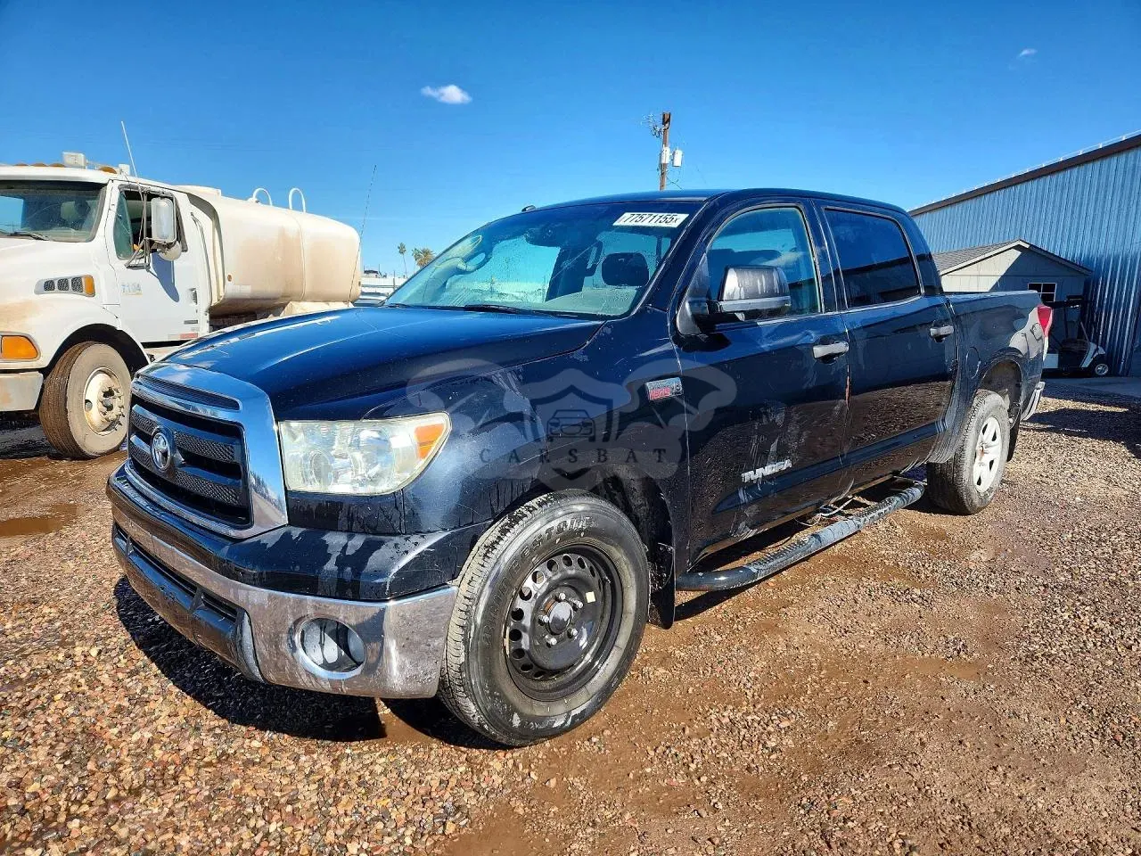 Toyota Tundra CREWMAX SR5 5.7L 8 2013