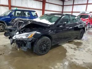 Nissan Altima 2.5L 4 2020