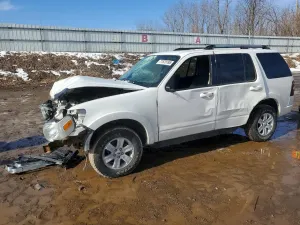 Ford Explorer XLT 4.0L 6 2010