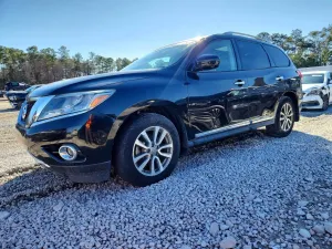 Nissan Pathfinder S 3.5L 6 2015
