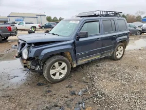 Jeep Patriot LATITUDE 2.4L 4 2014