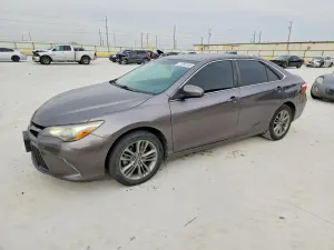Toyota Camry LE 2.5L 4 2016