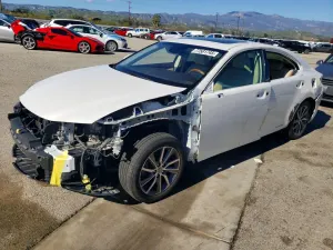 Lexus ES 300H 2.5L 4 2018