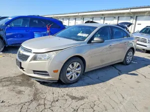Chevrolet Cruze LS 1.8L 4 2012