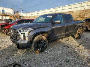 Toyota Tundra CREWMAX PLATINUM 3.4L 6 2025