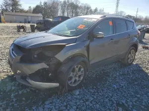 Ford Escape TITANIUM 2.0L 4 2014