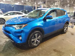 Toyota Rav4 XLE 2.5L 4 2016