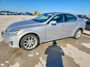 Lexus IS 250 2.5L 6 2011