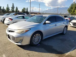 Toyota Avalon HYBRID 2.5L 4 2013