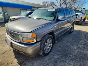 GMC Yukon DENALI 6.0L 8 2006