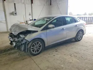 Ford Focus SE 2.0L 4 2017