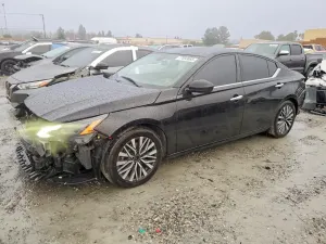 Nissan Altima SV 2.5L 4 2023