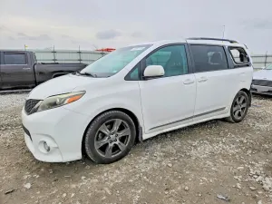 Toyota Sienna SE 3.5L 6 2017