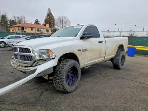 RAM 1500 ST 5.7L 8 2014