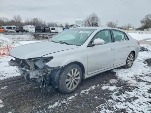 Toyota Avalon BASE 3.5L 6 2011
